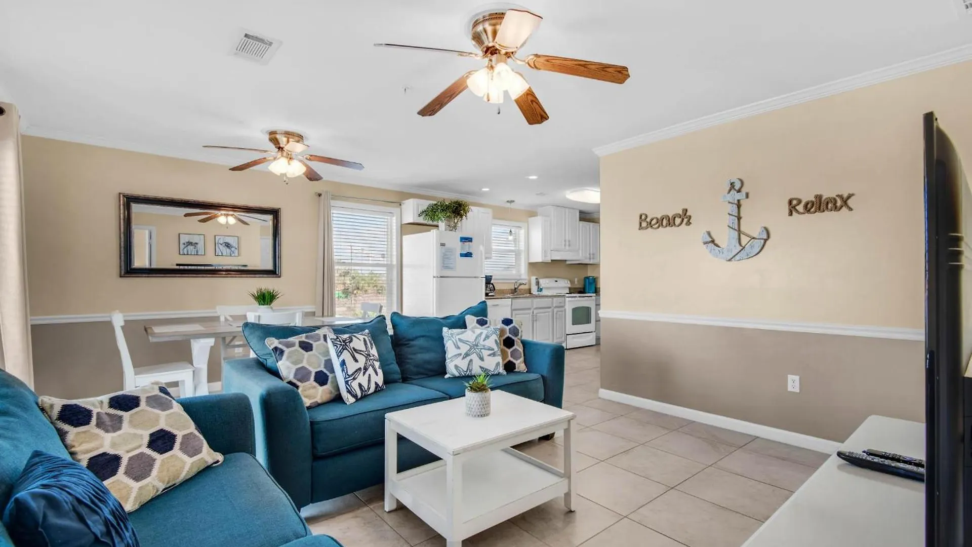St. Martin Beachwalk Villas 131 Destin Apartment